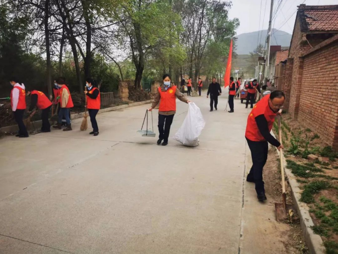 kok(中国)体育官方网站
赴包抓共建村社开展卫生清扫志愿服务活动(图3)