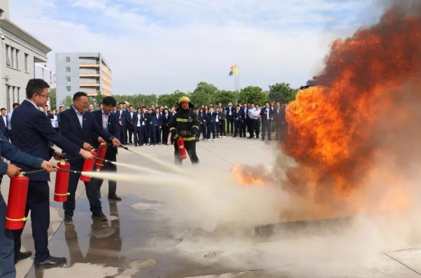 kok(中国)体育官方网站
打造“泓源红”党建品牌助推高质量发展(图13) kok(中国)体育官方网站
打造“泓源红”党建品牌助推高质量发展(图13)